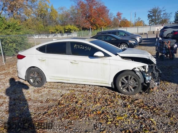✅ 2018 Hyundai Elantra SEL • VIN: 5NPD84LF8JH224509 • Lot: 43626514. Listed on IAAI with 23,847 mi. Free auction sales archive from the USA and detailed vehicle history report at DreamBid. Image 13.