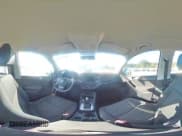 ✅ 2017 Volkswagen Tiguan S • VIN: WVGBV7AX8HK054544 • Lot: 85679905. Wystawiony na Copart z przebiegiem 130 027 mil. Bezpłatny archiwum sprzedaży aukcyjnych z USA i szczegółowy raport historii pojazdu na DreamBid. Zdjęcie 14.