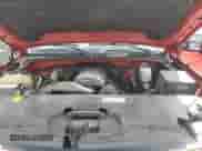 2006 Chevrolet Silverado 2500HD LT1 с VIN 1GCHK29U46E165589, выставлен на аукционе Copart как лот 70109875 с пробегом 203 174 миль миль и Чистый • Clean title. История ставок и продаж доступна на DreamBid. Изображение 11.