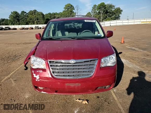 ✅ 2008 Chrysler Town & Country Touring • VIN: 2A8HR54P88R759597 • Lot: 86829465. Wystawiony na Copart z przebiegiem 194 371 mil. Bezpłatny archiwum sprzedaży aukcyjnych z USA i szczegółowy raport historii pojazdu na DreamBid. Zdjęcie 14.