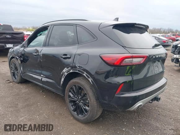 ✅ 2024 Ford Escape ST-Line Elite • VIN: 1FMCU9PA1RUB11663 • Lot: 41961441. Wystawiony na IAAI z przebiegiem 11 011 mil. Bezpłatny archiwum sprzedaży aukcyjnych z USA i szczegółowy raport historii pojazdu na DreamBid. Zdjęcie 3.