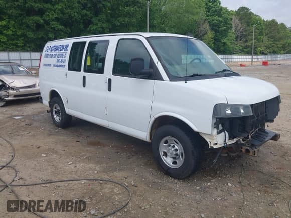✅ 2018 Chevrolet Express Cargo • VIN: 1GCWGAFG9J1344695 • Lot: 42231830. Listed on IAAI with 147,926 mi. Free auction sales archive from the USA and detailed vehicle history report at DreamBid. Image 1.