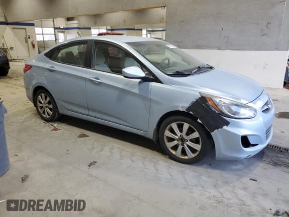 ✅ 2013 Hyundai Accent GLS • VIN: KMHCU4AE4DU277523 • Лот: 82916134. Опубликован ранее на Copart с пробегом 419 956 миль. Бесплатный доступ к архиву аукционных продаж из США и подробный отчёт об истории автомобиля на DreamBid. Изображение 4.