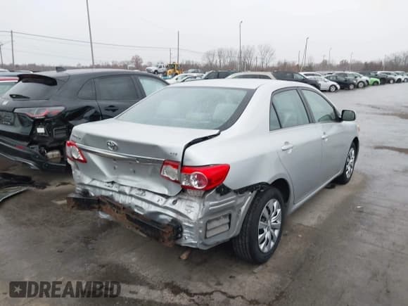 ✅ 2013 Toyota Corolla L • VIN: 2T1BU4EE7DC091160 • Lot: 43778719. Listed on IAAI with 234,537 mi. Free auction sales archive from the USA and detailed vehicle history report at DreamBid. Image 4.