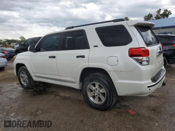 ✅ 2011 Toyota 4Runner SR5 • VIN: JTEBU5JR7B5048135 • Lot: 84887285. Wystawiony na Copart z przebiegiem 195 619 mil. Bezpłatny archiwum sprzedaży aukcyjnych z USA i szczegółowy raport historii pojazdu na DreamBid. Zdjęcie 2.