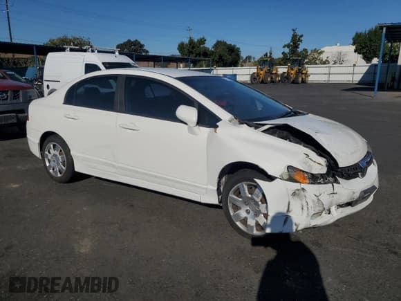 ✅ 2010 Honda Civic LX • VIN: 19XFA1F58AE007447 • Лот: 82638205. Опубликован ранее на Copart с пробегом 199 575 миль. Бесплатный доступ к архиву аукционных продаж из США и подробный отчёт об истории автомобиля на DreamBid. Изображение 4.