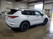 ✅ 2025 Mitsubishi Outlander SEL • VIN: JA4T5WA91SZ037226 • Lot: 81456265. Wystawiony na Copart z przebiegiem 923 mil. Bezpłatny archiwum sprzedaży aukcyjnych z USA i szczegółowy raport historii pojazdu na DreamBid. Zdjęcie 3.