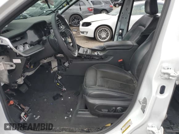 ✅ 2024 Jeep Grand Cherokee • VIN: 1C4RJYB64R8959470 • Lot: 87353735. Wystawiony na Copart z przebiegiem Nie podano. Bezpłatny archiwum sprzedaży aukcyjnych z USA i szczegółowy raport historii pojazdu na DreamBid. Zdjęcie 7.