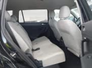 ✅ 2019 Volkswagen Tiguan S • VIN: 3VV1B7AX9KM186397 • Лот: 41479874. Опубликован ранее на IAAI с пробегом 31 044 миль. Бесплатный доступ к архиву аукционных продаж из США и подробный отчёт об истории автомобиля на DreamBid. Изображение 8.