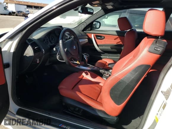 ✅ 2013 BMW 1 Series 135i • VIN: WBAUC9C58DVY60514 • Lot: 85606494. Listed on Copart with 80,417 mi. Free auction sales archive from the USA and detailed vehicle history report at DreamBid. Image 7.