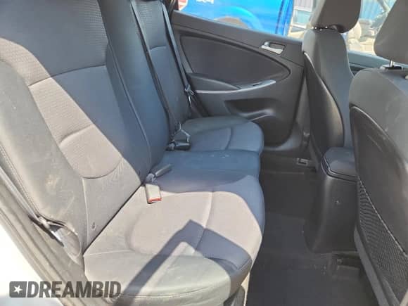 ✅ 2015 Hyundai Accent Sport • VIN: KMHCU5AE6FU205697 • Lot: 63021735. Wystawiony na Copart z przebiegiem 61 702 mil. Bezpłatny archiwum sprzedaży aukcyjnych z USA i szczegółowy raport historii pojazdu na DreamBid. Zdjęcie 10.