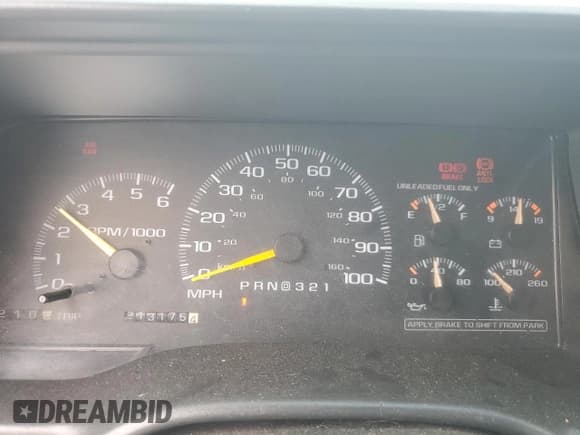 ✅ 1997 GMC Yukon • VIN: 3GKEK18R8VG517983 • Lot: 64001275. Listed on Copart with 213,175 mi. Free auction sales archive from the USA and detailed vehicle history report at DreamBid. Image 9.