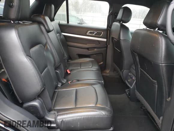 ✅ 2016 Ford Explorer XLT • VIN: 1FM5K8DH3GGD24815 • Lot: 94005085. Wystawiony na Copart z przebiegiem 203 828 mil. Bezpłatny archiwum sprzedaży aukcyjnych z USA i szczegółowy raport historii pojazdu na DreamBid. Zdjęcie 11.