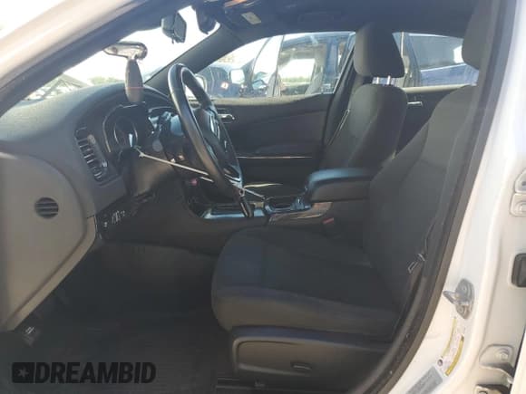 ✅ 2017 Dodge Charger Police • VIN: 2C3CDXAG4HH532983 • Lot: 82344175. Listed on Copart with 90,979 mi. Free auction sales archive from the USA and detailed vehicle history report at DreamBid. Image 7.