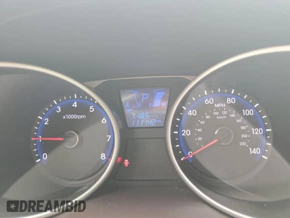 2015 Hyundai Tucson Limited z VIN KM8JUCAG3FU000528, wystawiony jako Copart lot #81937985 z przebiegiem 111 142 mil mil oraz Szkoda całkowita • Salvage title. Historia ofert i sprzedaży dostępna na DreamBid. Obrazek 9.