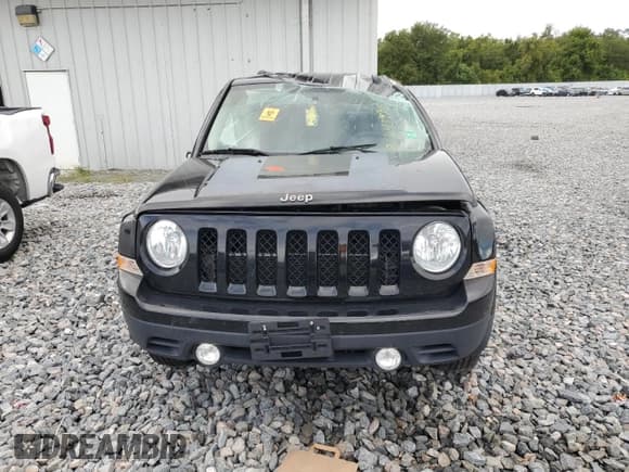 ✅ 2016 Jeep Patriot Sport • VIN: 1C4NJPBA2GD787456 • Lot: 86243995. Wystawiony na Copart z przebiegiem 104 603 mil. Bezpłatny archiwum sprzedaży aukcyjnych z USA i szczegółowy raport historii pojazdu na DreamBid. Zdjęcie 5.