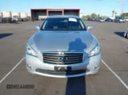 ✅ 2013 Infiniti M • VIN: JN1BY1AP4DM513031 • Lot: 43264392. Wystawiony na IAAI z przebiegiem 62 256 mil. Bezpłatny archiwum sprzedaży aukcyjnych z USA i szczegółowy raport historii pojazdu na DreamBid. Zdjęcie 12.
