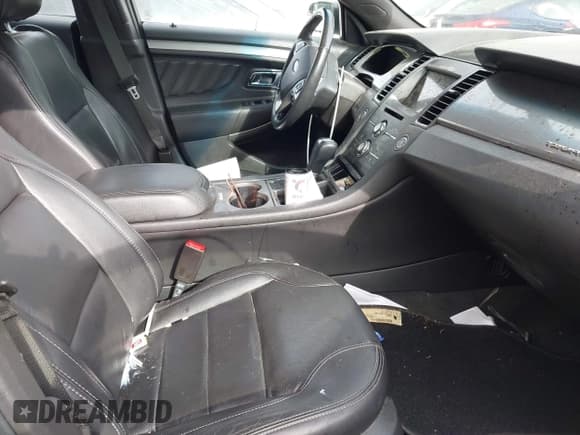 ✅ 2018 Ford Taurus SEL • VIN: 1FAHP2E84JG109858 • Lot: 42532168. Listed on IAAI with 218,304 mi. Free auction sales archive from the USA and detailed vehicle history report at DreamBid. Image 5.