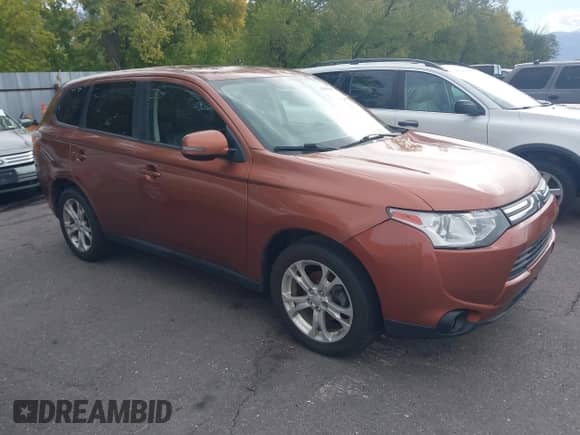 2014 Mitsubishi Outlander SE with VIN JA4AZ3A36EZ002871, listed as a IAAI auction lot 43449462 with 165,677 mi miles and . Bid and sale history available at DreamBid. Image 1.