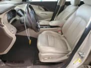 ✅ 2014 Buick LaCrosse Premium I • VIN: 1G4GD5G30EF205852 • Lot: 90877615. Wystawiony na Copart z przebiegiem 57 119 mil. Bezpłatny archiwum sprzedaży aukcyjnych z USA i szczegółowy raport historii pojazdu na DreamBid. Zdjęcie 7.