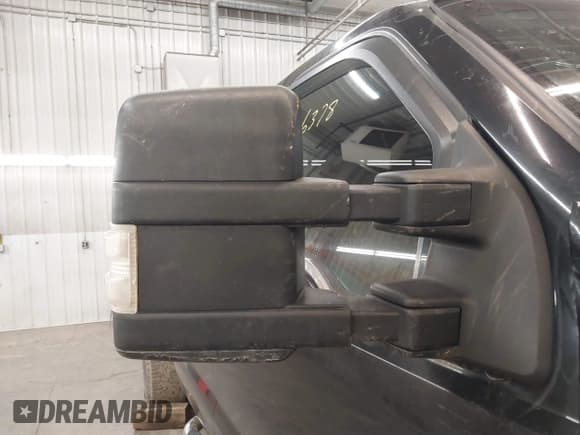 ✅ 1999 Ford F-350 XL • VIN: 1FTSW31F9XEB91247 • Лот: 41986378. Опубликован ранее на IAAI с пробегом 363 410 миль. Бесплатный доступ к архиву аукционных продаж из США и подробный отчёт об истории автомобиля на DreamBid. Изображение 12.