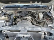 ✅ 2003 GMC Sierra 1500 • VIN: 2GTEC19X831409200 • Lot: 63047614. Wystawiony na Copart z przebiegiem Nie podano. Bezpłatny archiwum sprzedaży aukcyjnych z USA i szczegółowy raport historii pojazdu na DreamBid. Zdjęcie 11.