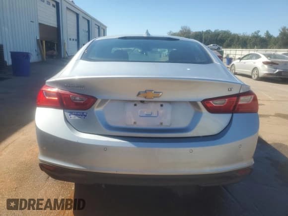 ✅ 2017 Chevrolet Malibu LT • VIN: 1G1ZE5ST0HF130908 • Lot: 86635575. Listed on Copart with 167,315 mi. Free auction sales archive from the USA and detailed vehicle history report at DreamBid. Image 6.