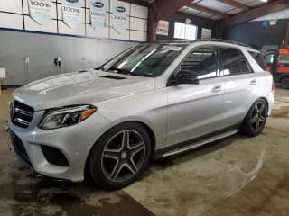 ✅ 2016 Mercedes-Benz GLE 400 • VIN: 4JGDA5GB4GA767501 • Lot: 88023315. Wystawiony na Copart z przebiegiem 60 689 mil. Bezpłatny archiwum sprzedaży aukcyjnych z USA i szczegółowy raport historii pojazdu na DreamBid. Zdjęcie 1.