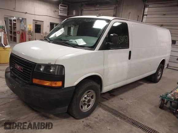 ✅ 2018 GMC Savana Cargo • VIN: 1GTZ7HFG0J1226542 • Lot: 43531137. Listed on IAAI with 261,654 mi. Free auction sales archive from the USA and detailed vehicle history report at DreamBid. Image 2.