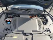 ✅ 2024 Audi Q8 e-tron Sportback S line Premium Plus • VIN: WA1CABGE4RB055585 • Лот: 82671455. Опубликован ранее на Copart с пробегом 11 825 миль. Бесплатный доступ к архиву аукционных продаж из США и подробный отчёт об истории автомобиля на DreamBid. Изображение 11.