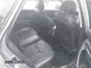 2014 Hyundai Azera с VIN KMHFG4JG3EA385883, выставлен на аукционе IAAI как лот 43024388 с пробегом 260 699 миль миль и . История ставок и продаж доступна на DreamBid. Изображение 8.