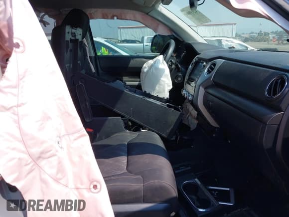 ✅ 2021 Toyota Tundra SR5 • VIN: 5TFDY5F13MX997175 • Lot: 42939060. Listed on IAAI with 55,055 mi. Free auction sales archive from the USA and detailed vehicle history report at DreamBid. Image 5.