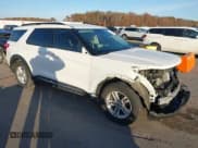 ✅ 2020 Ford Explorer XLT • VIN: 1FMSK7DH9LGB15277 • Lot: 43677993. Wystawiony na IAAI z przebiegiem 98 285 mil. Bezpłatny archiwum sprzedaży aukcyjnych z USA i szczegółowy raport historii pojazdu na DreamBid. Zdjęcie 1.