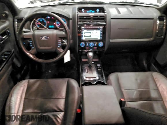 ✅ 2010 Ford Escape Limited • VIN: 1FMCU9EG5AKC72203 • Lot: 94372025. Wystawiony na Copart z przebiegiem 142 412 mil. Bezpłatny archiwum sprzedaży aukcyjnych z USA i szczegółowy raport historii pojazdu na DreamBid. Zdjęcie 8.