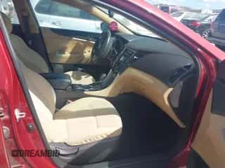 2013 Hyundai Sonata GLS with VIN 5NPEB4AC2DH710784, listed as a IAAI auction lot 43254902 with 152,961 mi miles and . Bid and sale history available at DreamBid. Image 5.