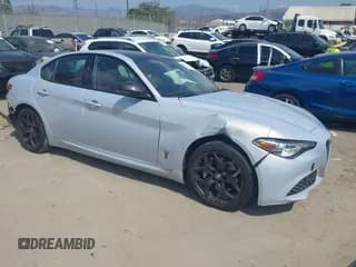 ✅ 2021 Alfa Romeo Giulia • VIN: ZARFAMAN6M7647367 • Lot: 43189267. Listed on IAAI with 29,897 mi. Free auction sales archive from the USA and detailed vehicle history report at DreamBid. Image 1.