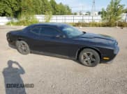 ✅ 2009 Dodge Challenger SE • VIN: 2B3LJ44V69H515716 • Lot: 70335234. Wystawiony na Copart z przebiegiem 255 192 mil. Bezpłatny archiwum sprzedaży aukcyjnych z USA i szczegółowy raport historii pojazdu na DreamBid. Zdjęcie 4.