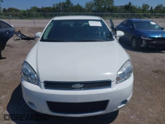 ✅ 2013 Chevrolet Impala Police • VIN: 2G1WD5E35D1221501 • Lot: 43269727. Listed on IAAI with 95,859 mi. Free auction sales archive from the USA and detailed vehicle history report at DreamBid. Image 12.