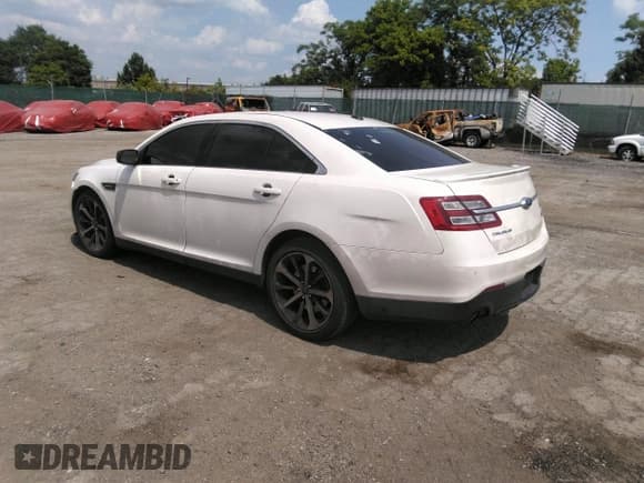 ✅ 2016 Ford Taurus SHO • VIN: 1FAHP2KT8GG153024 • Lot: 39742249. Listed on IAAI with 44,347 mi. Free auction sales archive from the USA and detailed vehicle history report at DreamBid. Image 3.