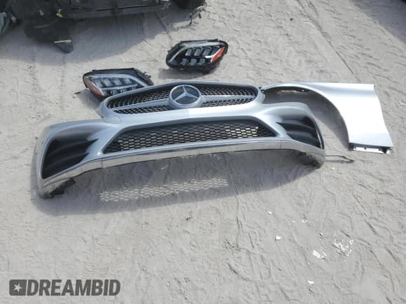 ✅ 2019 Mercedes-Benz C 300 • VIN: WDDWJ8DB7KF775872 • Лот: 54205785. Опубликован ранее на Copart с пробегом 100 093 миль. Бесплатный доступ к архиву аукционных продаж из США и подробный отчёт об истории автомобиля на DreamBid. Изображение 12.