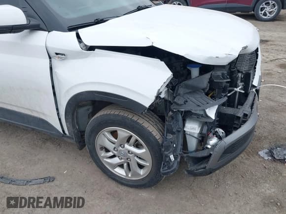 ✅ 2021 Hyundai Venue SE • VIN: KMHRB8A36MU096171 • Lot: 41537623. Listed on IAAI with 46,295 mi. Free auction sales archive from the USA and detailed vehicle history report at DreamBid. Image 18.