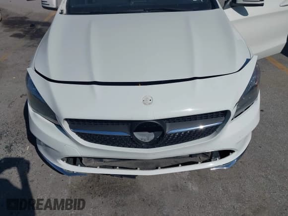 ✅ 2018 Mercedes-Benz CLA 250 • VIN: WDDSJ4GB1JN594791 • Lot: 43309478. Listed on IAAI with 121,371 mi. Free auction sales archive from the USA and detailed vehicle history report at DreamBid. Image 6.