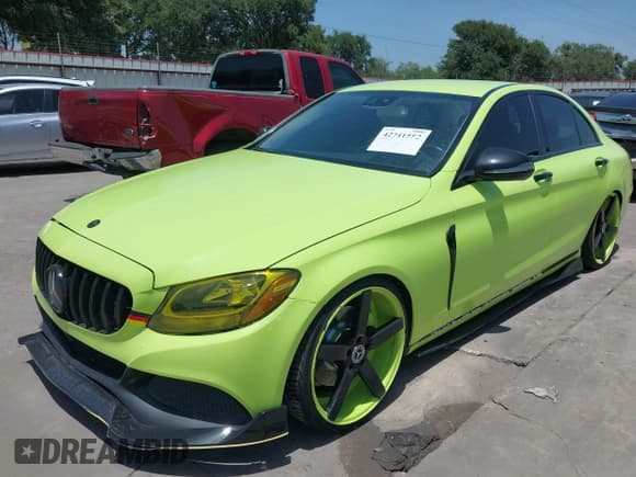 ✅ 2017 Mercedes-Benz C 300 • VIN: 55SWF4JB1HU205175 • Lot: 42741552. Wystawiony na IAAI z przebiegiem 97 480 mil. Bezpłatny archiwum sprzedaży aukcyjnych z USA i szczegółowy raport historii pojazdu na DreamBid. Zdjęcie 2.