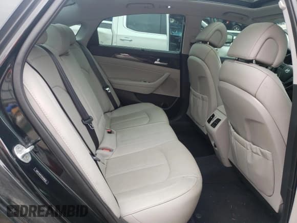 ✅ 2016 Hyundai Sonata Sport • VIN: 5NPE34AF7GH326639 • Лот: 48259753. Опубликован ранее на Copart с пробегом 85 092 миль. Бесплатный доступ к архиву аукционных продаж из США и подробный отчёт об истории автомобиля на DreamBid. Изображение 10.