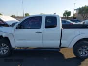 ✅ 2014 Toyota Tacoma PreRunner • VIN: 5TFTX4GN2EX027619 • Lot: 42520755. Listed on IAAI with 61,578 mi. Free auction sales archive from the USA and detailed vehicle history report at DreamBid. Image 15.
