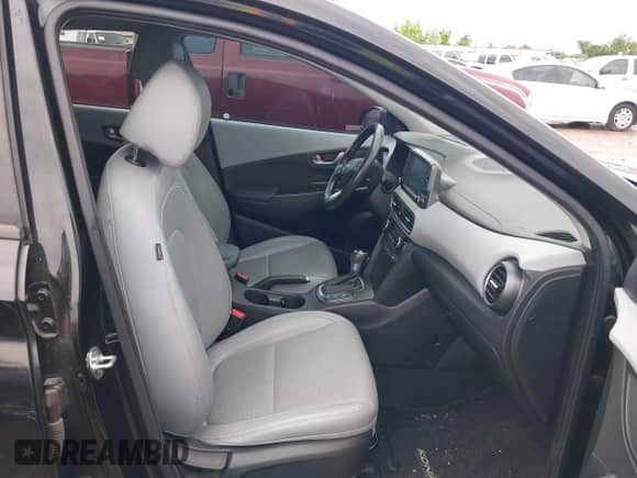 2018 Hyundai Kona Ultimate with VIN KM8K53A51JU129716, listed as a IAAI auction lot 42479639 with 83,971 mi miles and . Bid and sale history available at DreamBid. Image 5.