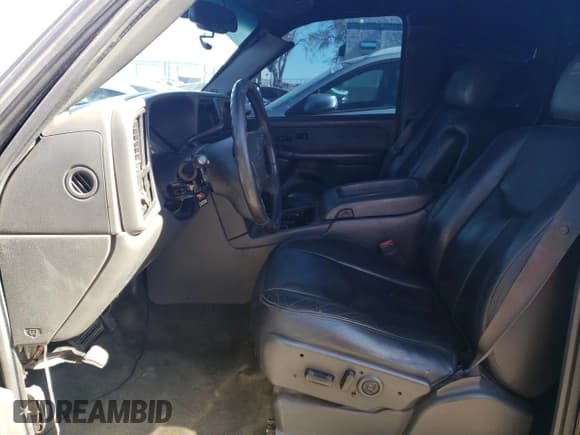 ✅ 2003 Chevrolet Silverado SS • VIN: 2GCEK19N131398509 • Лот: 52505064. Опубликован ранее на Copart с пробегом Не указан. Бесплатный доступ к архиву аукционных продаж из США и подробный отчёт об истории автомобиля на DreamBid. Изображение 7.