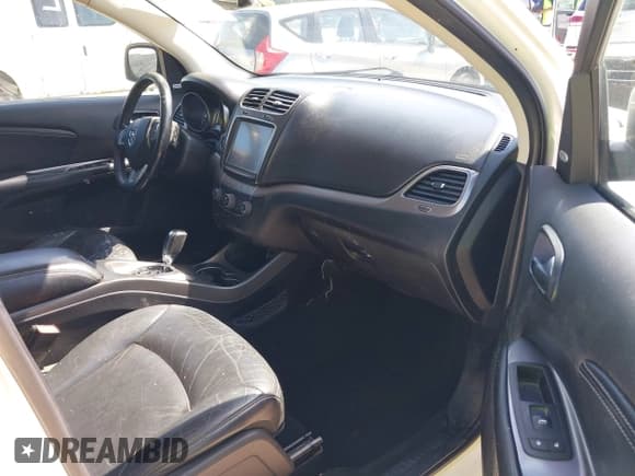 ✅ 2016 Dodge Journey Crossroad • VIN: 3C4PDCGG0GT174249 • Лот: 42545510. Опубликован ранее на IAAI с пробегом 187 261 миль. Бесплатный доступ к архиву аукционных продаж из США и подробный отчёт об истории автомобиля на DreamBid. Изображение 5.