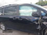 ✅ 2014 Toyota Sienna LE AAS • VIN: 5TDKK3DC4ES488897 • Lot: 43083441. Listed on IAAI with 127,469 mi. Free auction sales archive from the USA and detailed vehicle history report at DreamBid. Image 13.