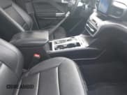 ✅ 2023 Ford Explorer XLT • VIN: 1FMSK8DH6PGA37181 • Lot: 42125900. Wystawiony na IAAI z przebiegiem 37 808 mil. Bezpłatny archiwum sprzedaży aukcyjnych z USA i szczegółowy raport historii pojazdu na DreamBid. Zdjęcie 5.